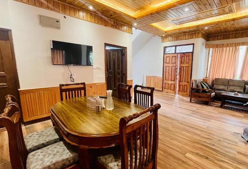 Bed and Breakfast Vanallaya Your Forest Home