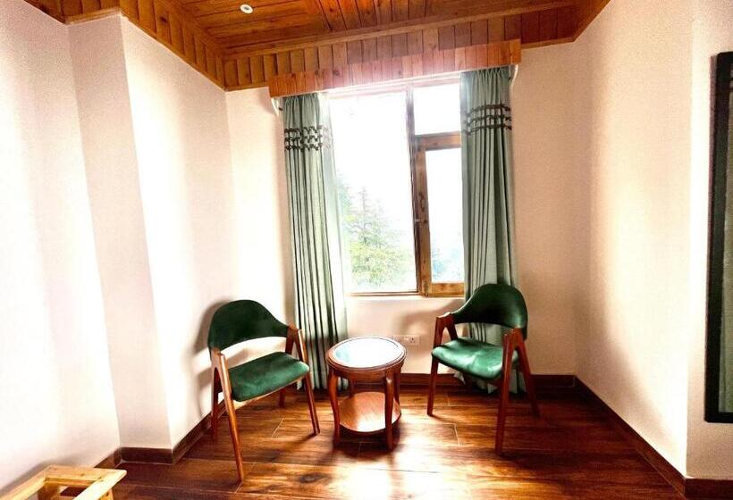 Bed and Breakfast Vanallaya Your Forest Home