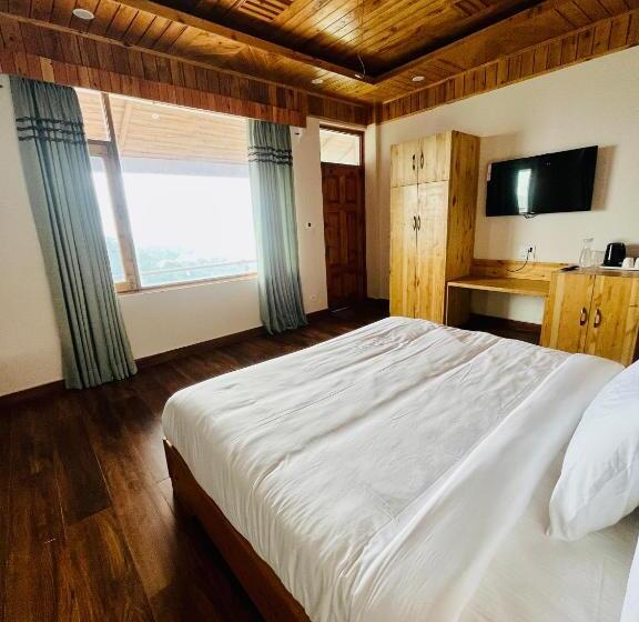 Bed and Breakfast Vanallaya Your Forest Home