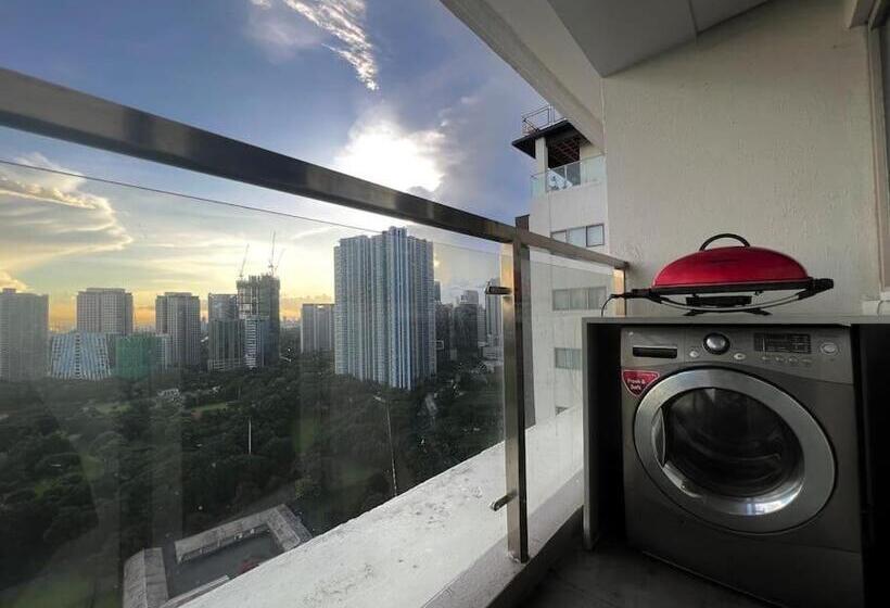 Manila Bgc Best City View Executive Suites At The Residences