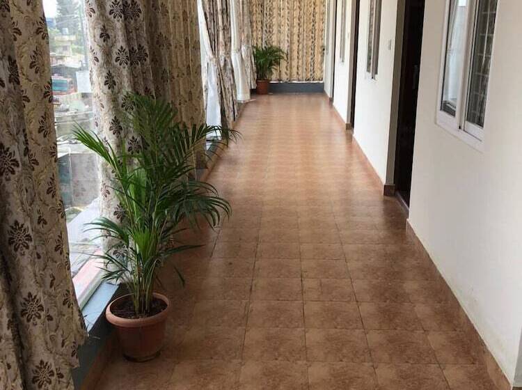 Hotel Amulya Regency