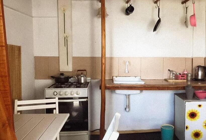 Capsulehotel Campo Verde Iii