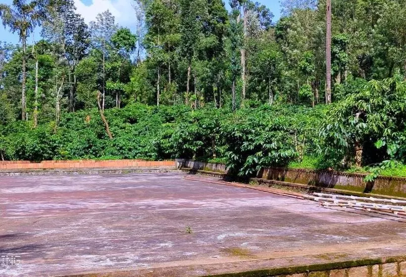 ホテル Coorg Divine Spark Home Stay