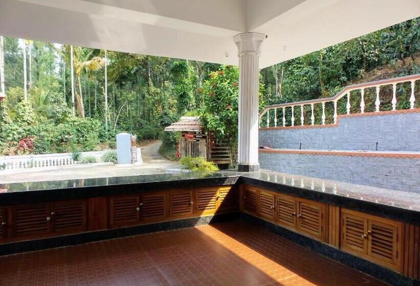 酒店 Coorg Divine Spark Home Stay