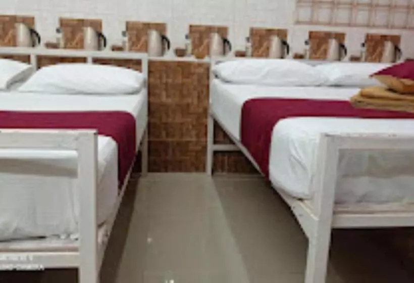 ホテル Gk Residency Thirukadaiyur