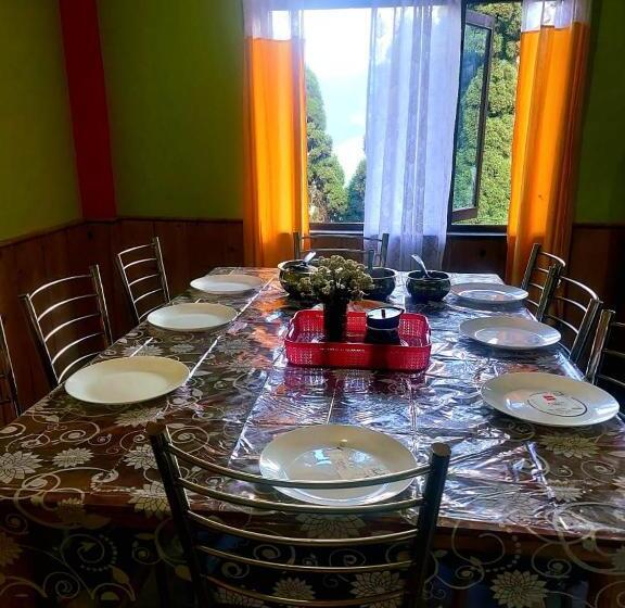 ホテル Pine Vista By Stayapart