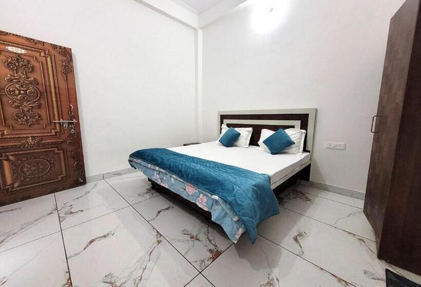 Hotel Ram Ghat Inn  In Front Of Mandakini River