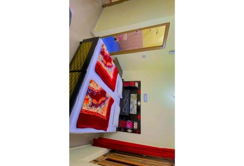 Hotelli Rd Residency, Barkot