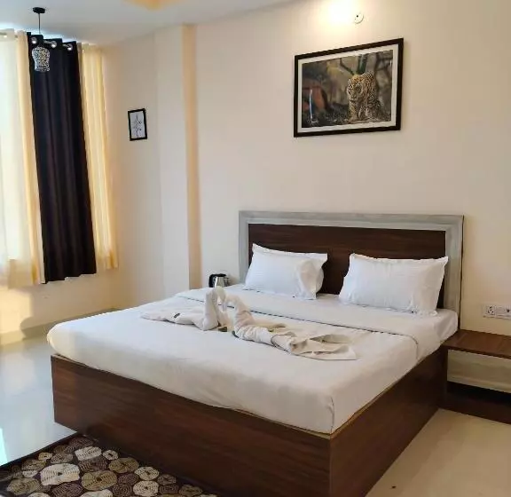 Hotelli Skyza Rooftop Lodge