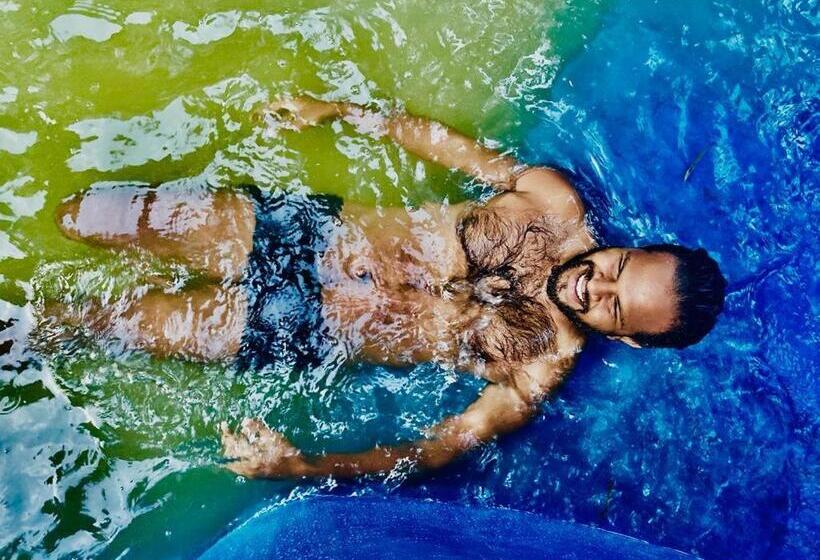 Hôtel Tearamb Holiday Bungalow