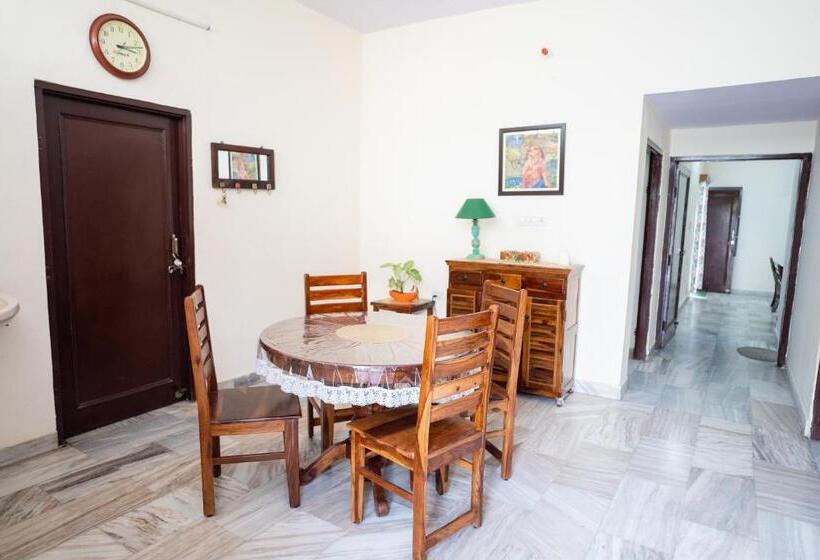 Пансион Bungalow 79 Jaipur