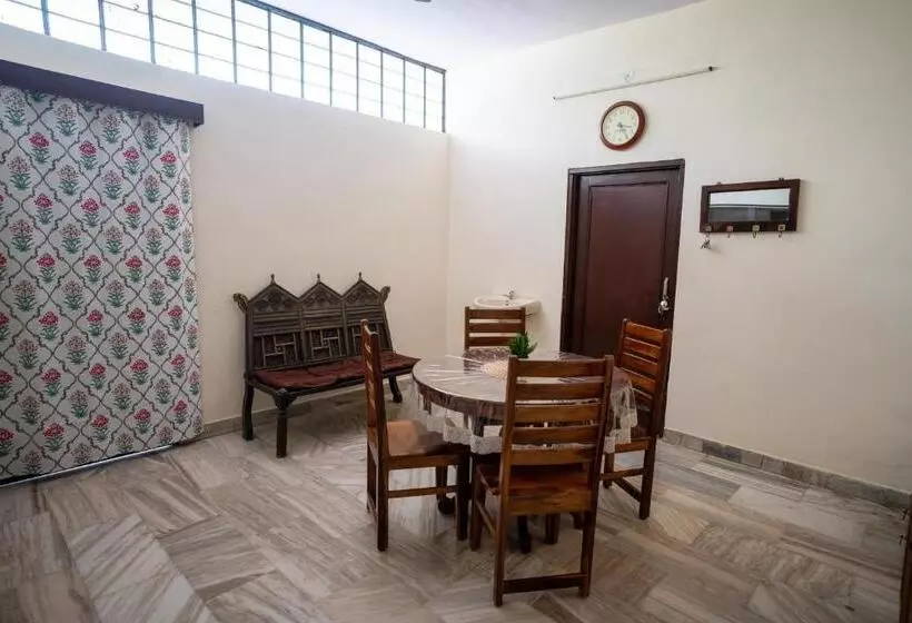 پانسیون Bungalow 79 Jaipur