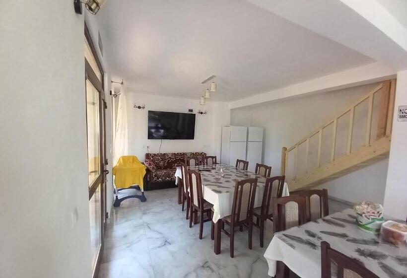 פנסיון Casa Marga