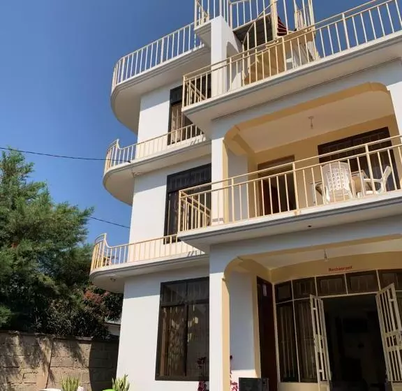 پانسیون Fine Lodge And Guest House