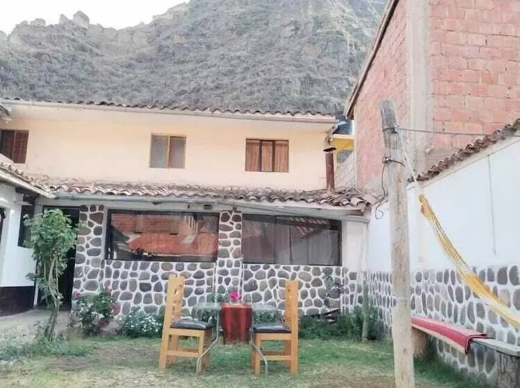 Majatalo Hostal La Posada De Ollanta