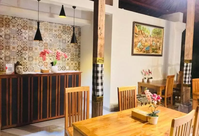 Majatalo Londo House