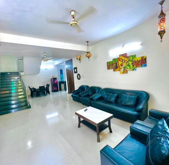 Pansiyon Mahesh Villa