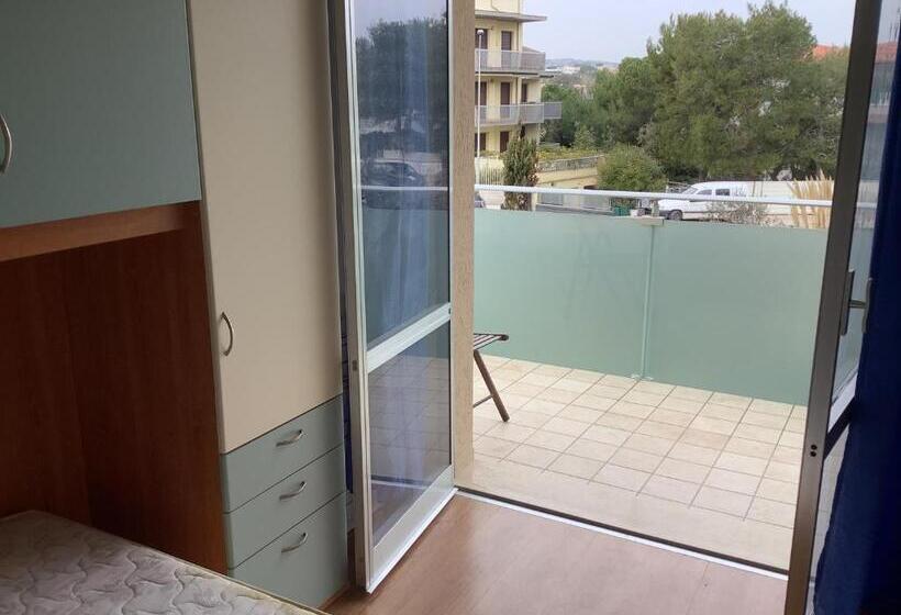 پانسیون Oasi Mare