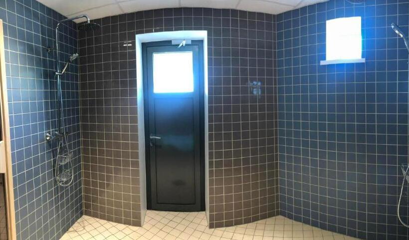 پانسیون österby Sadamahoone