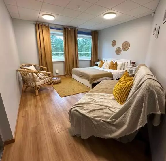 پانسیون österby Sadamahoone