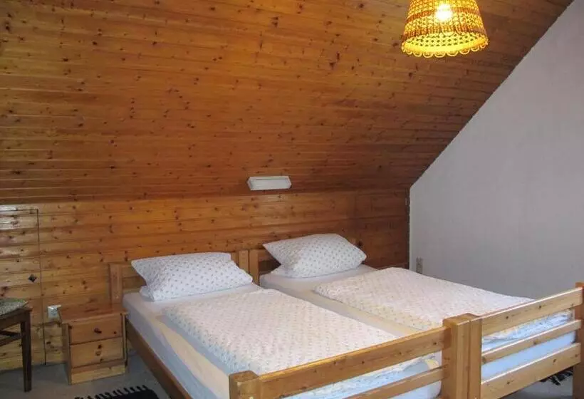 Retkeilymaja Gasthaus Adler