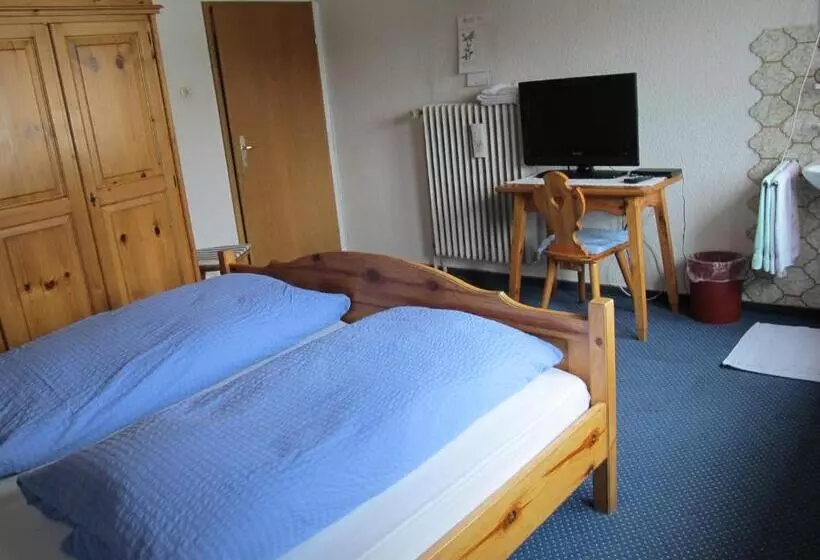 Retkeilymaja Gasthaus Adler