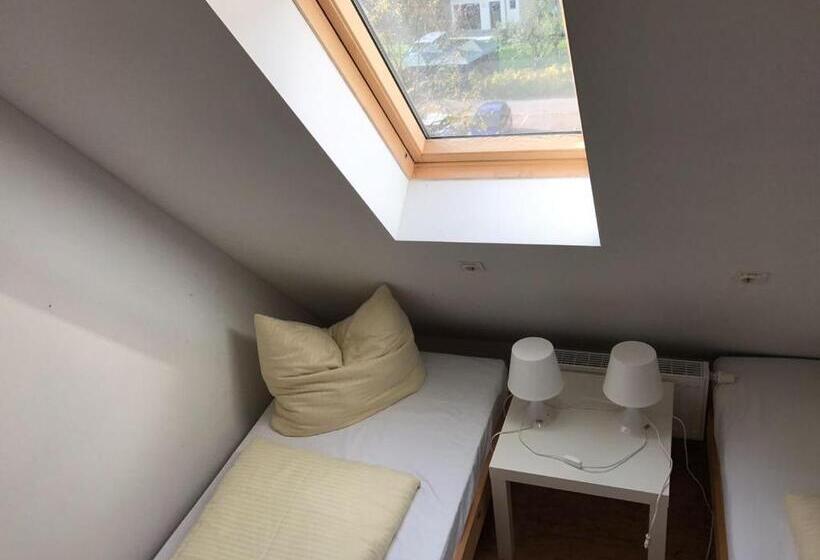 Albergue Pension Alte Remise Im Kammergut Tiefurt