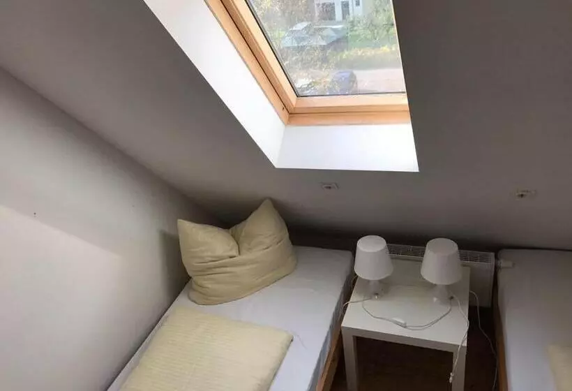 Retkeilymaja Pension Alte Remise Im Kammergut Tiefurt