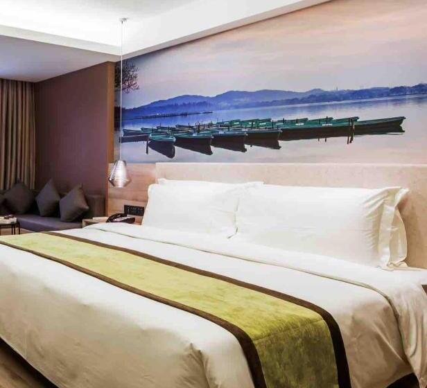Atour Hotel Shenzhen Nanshan Coast City