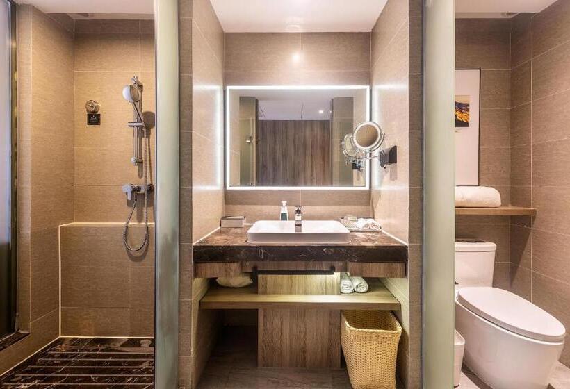 Atour Hotel Shenzhen Nanshan Coast City