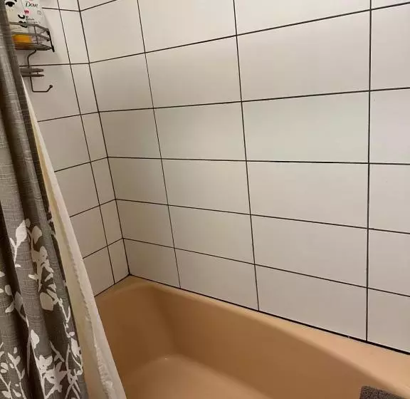 Aamiaismajoitus (B&B) Welcoming Private Suite With French Touches