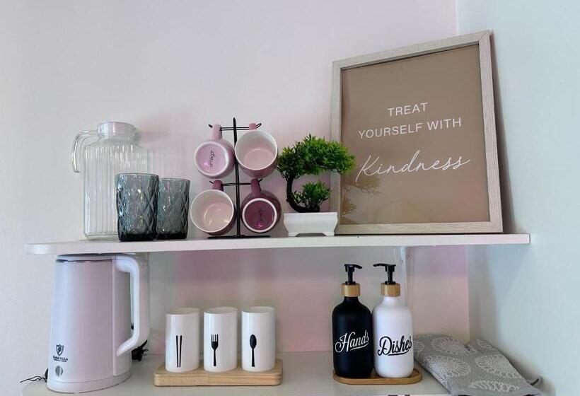 Hm Cozy Place Beside Enchanted Kingdom