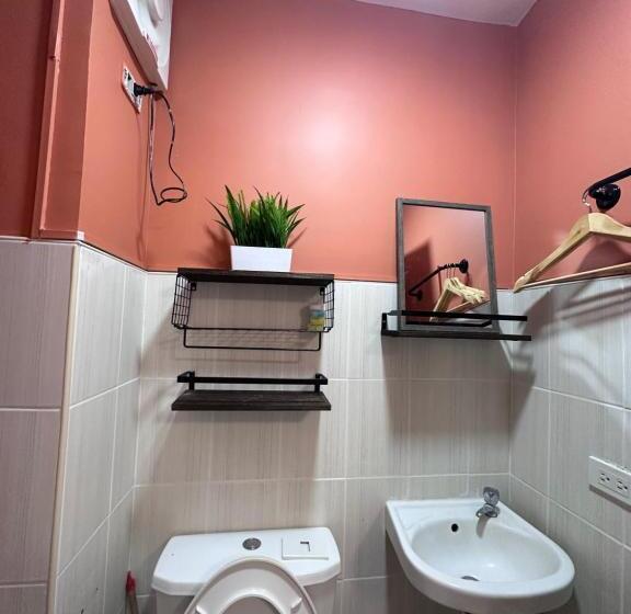 Hm Cozy Place Beside Enchanted Kingdom