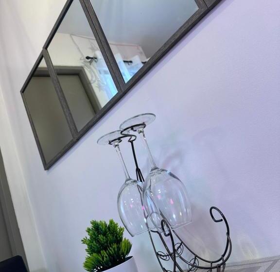 Hm Cozy Place Beside Enchanted Kingdom