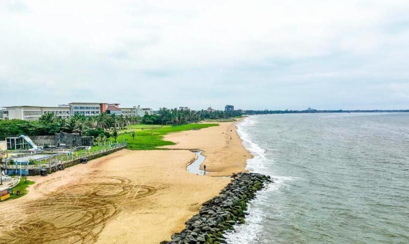 호텔 Corundum Breeze Negombo