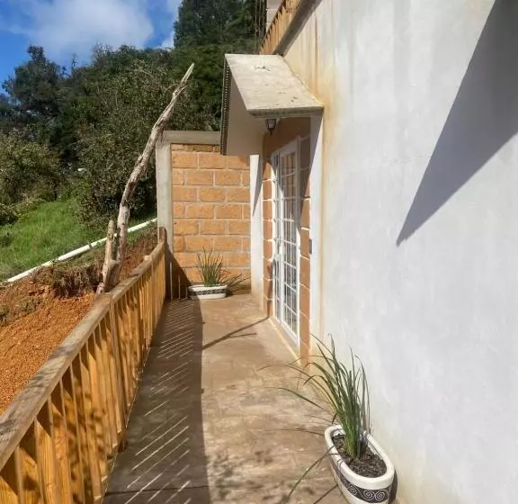 Hotelli El Santuario De Los Pajaros