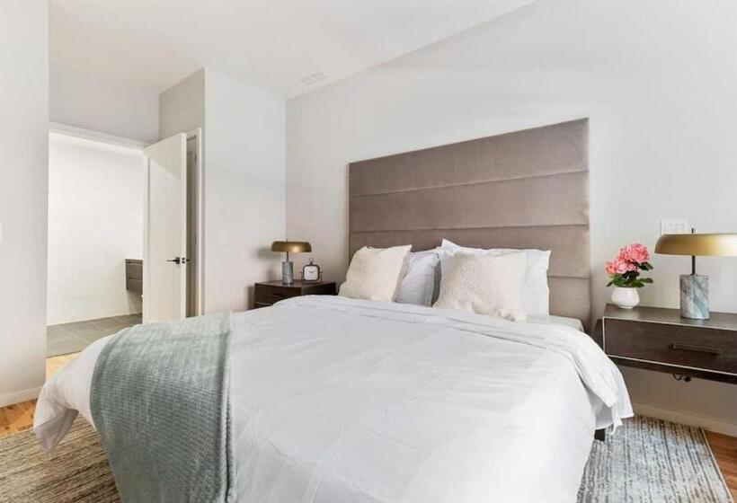 Hotel Luxury 3br Duplex W Private Patio In Upper East