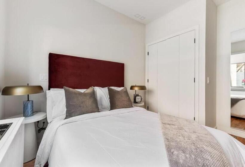 Hotel Luxury 3br Duplex W Private Patio In Upper East