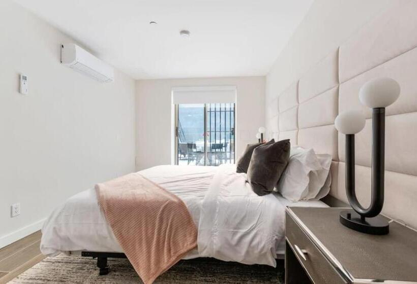 Hotel Luxury 3br Duplex W Private Patio In Upper East