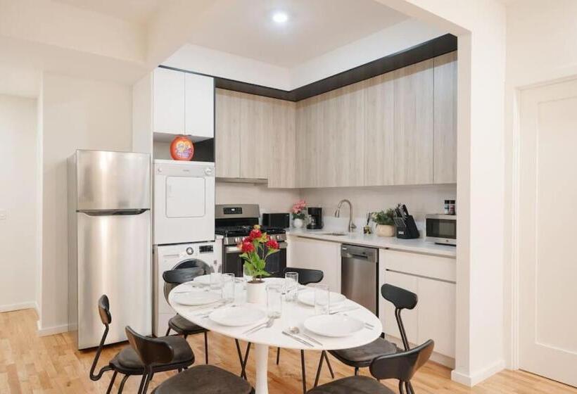 Hotel Luxury 3br Duplex W Private Patio In Upper East