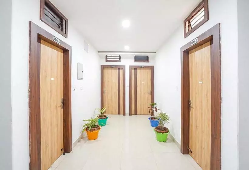 Fabhotel Vairagi Inn