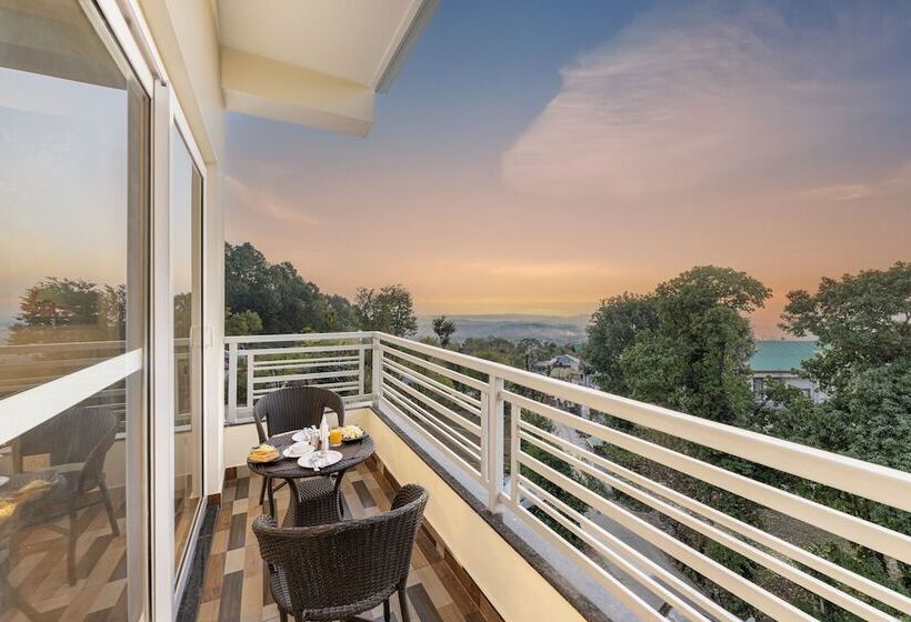 בית מלון כפרי Stone Wood Mountain Resort, Dharamshala