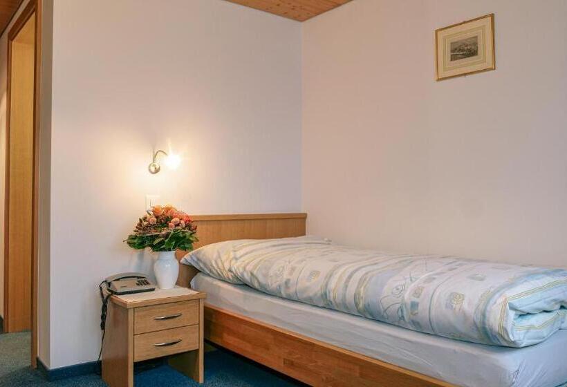 هتل Und Gasthaus Bad Gonten