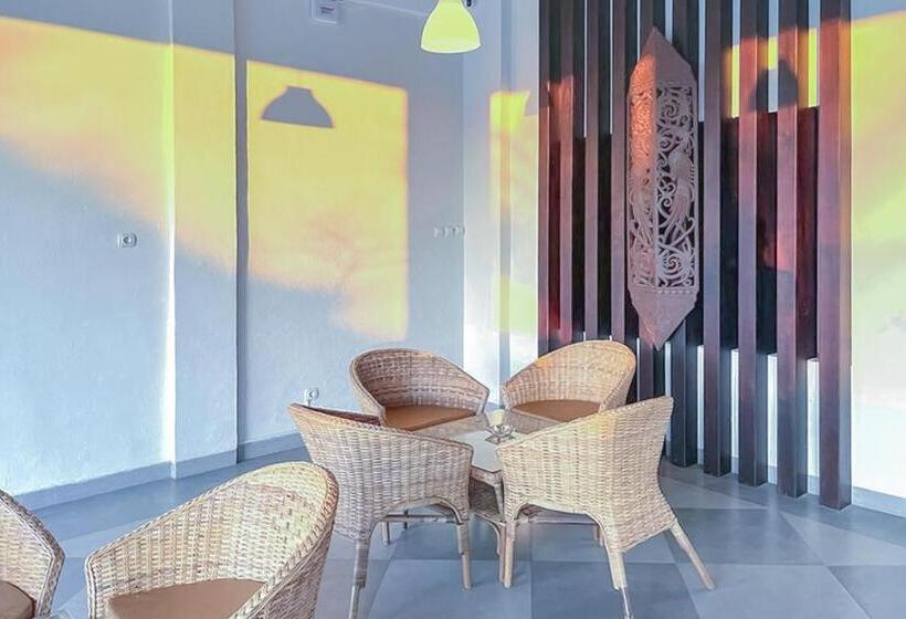 فندق Urbanview Syariah Wisma Annisa Palangkaraya By Reddoorz