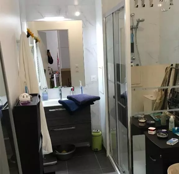 ペンション Alessandro Cozy Apartment In Paris Clichy