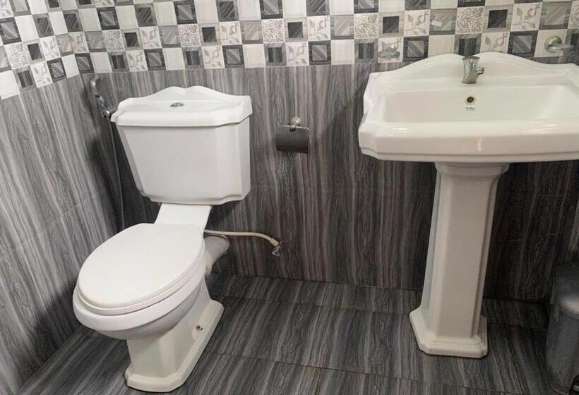 بنسيون Jj Villa Aluthgama