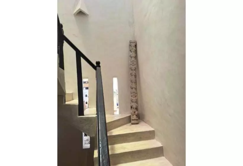 پانسیون Pwani House   Lamu Seafront