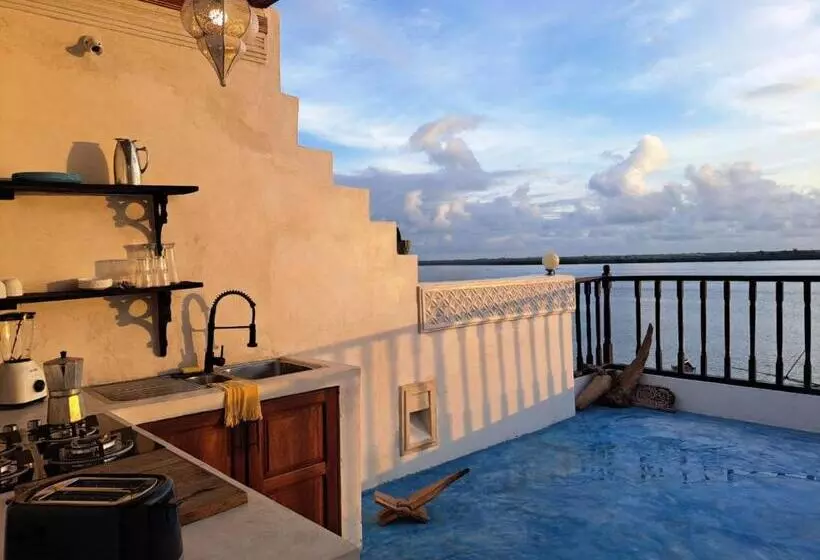پانسیون Pwani House   Lamu Seafront