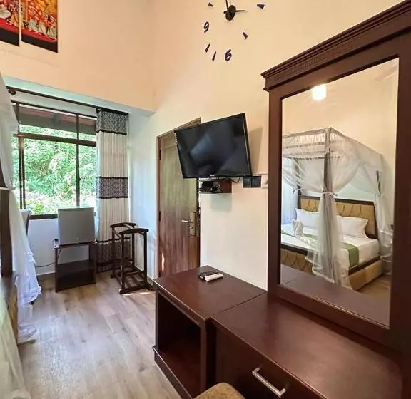 Majatalo Tharumini Villa