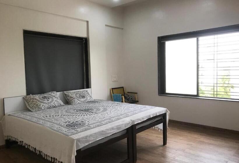 Пансион The Roof Top Home Stay